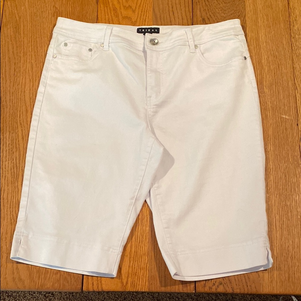 Women’s Tribal Stretch Denim White Shorts